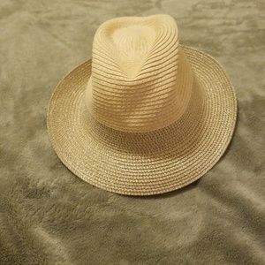 NEW Fedora w gold rim